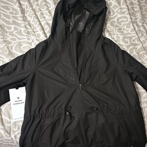 lululemon athletica Black Hooded Run/Rain Jacket NWT